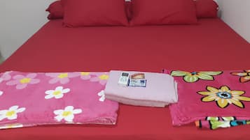 3 bedrooms, bed sheets
