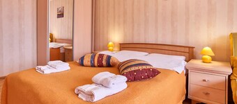 Home-Hotel Raisy Osipkinoy 7A