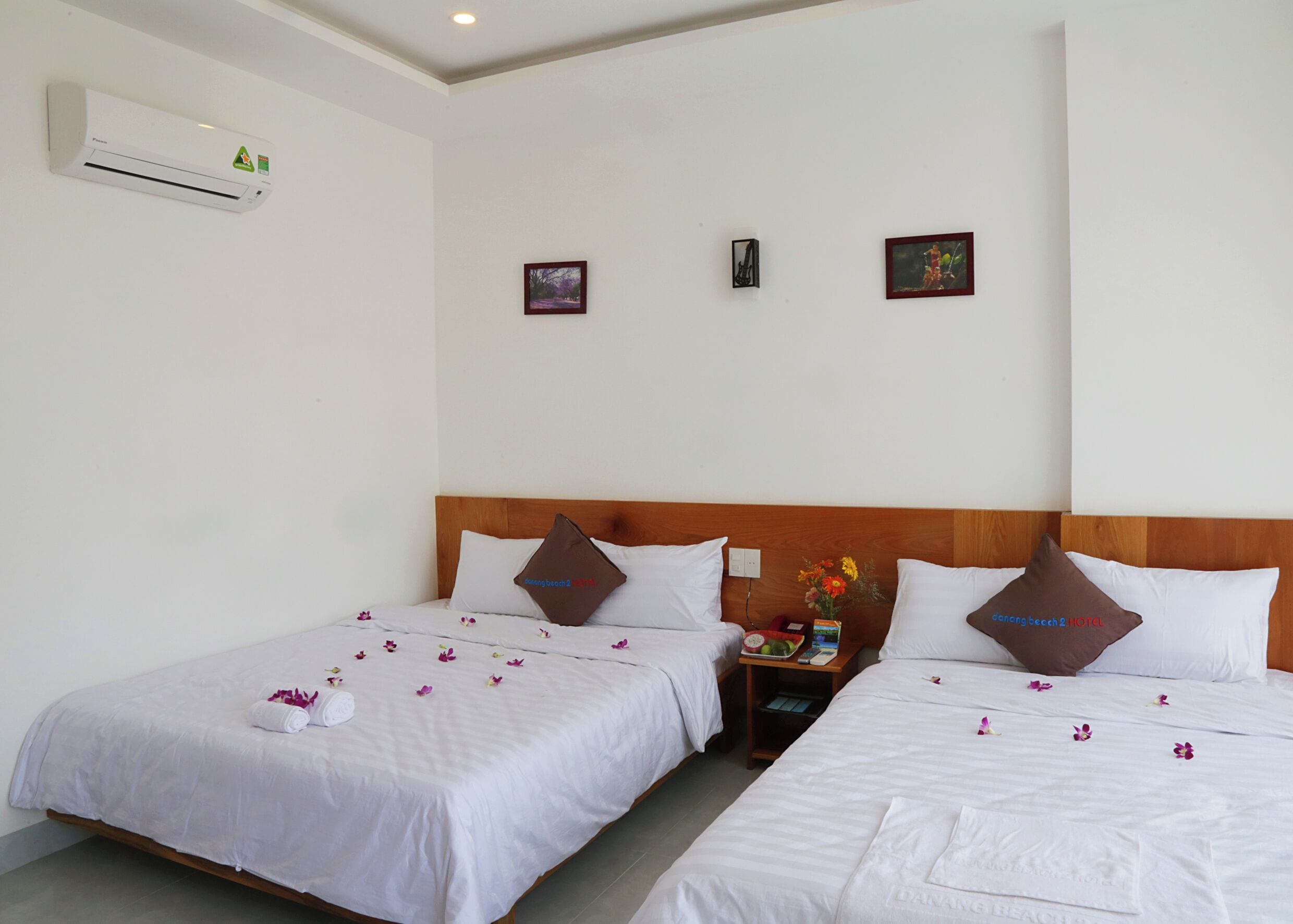 Superior Twin Room | Minibar, soundproofing, free WiFi, bed sheets