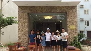 Mặt tiền nơi lưu trú