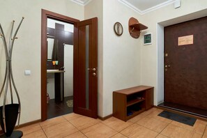 Interior entrance - Home-Hotel Spasskaya 25-17 (Kyiv)