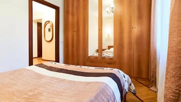 Apartment | 1 bedroom, free WiFi, bed sheets