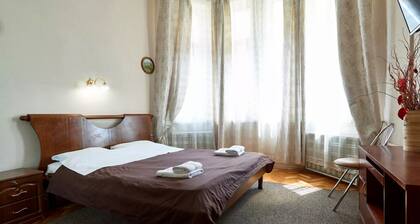 Home-Hotel Streletskaya 28