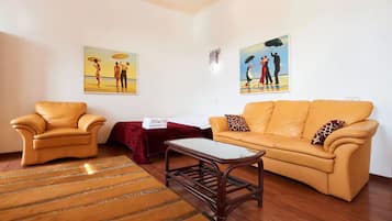 Apartment | 1 bedroom, desk, iron/ironing board, free WiFi