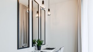Luxury apartment in the heart of Tallinn | Room amenity - Estonishing Stay (Tallinn)