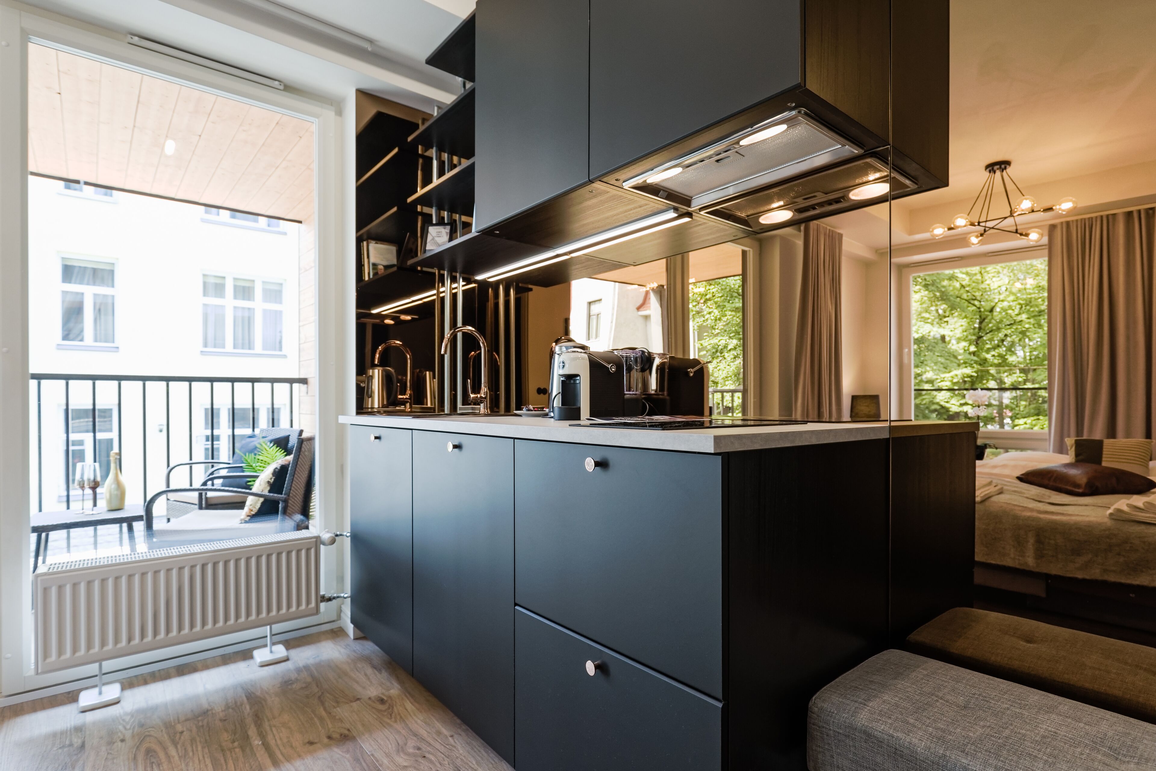 Luxury studio with Sunny balcony | Private kitchenette | Fridge, stovetop, coffee/tea maker, electric kettle