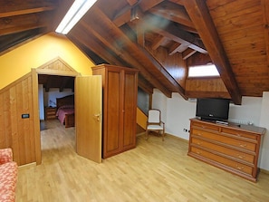 2 Schlafzimmer, WLAN