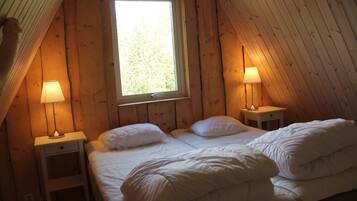 Stuga Signature - 2 sovrum - bubbelbad | 2 sovrum, mörklÀggningsgardiner, extrasÀngar och gratis wi-fi