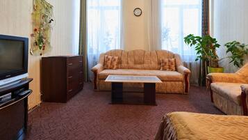 Appartamento, 1 camera da letto | 1 camera, una scrivania, ferro/asse da stiro, Wi-Fi gratuito