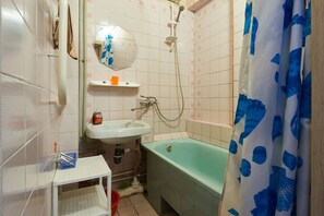 Bathroom - Home-Hotel Yaroslavskaya 15-23 (Kyiv)