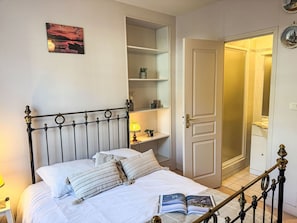 1 chambre, fer et planche Ă repasser, Wi-Fi