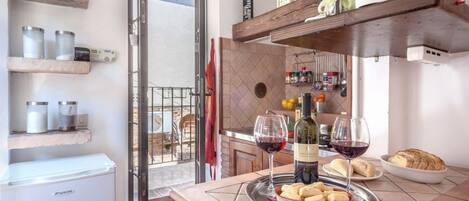 Microwave, oven, stovetop