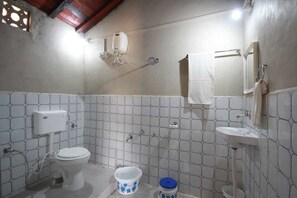 Bathroom - Rann Chandni Resort (Bhuj)