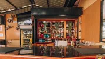 Bar (en el alojamiento)