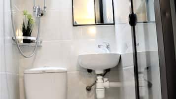 淋浴設備、提供毛巾