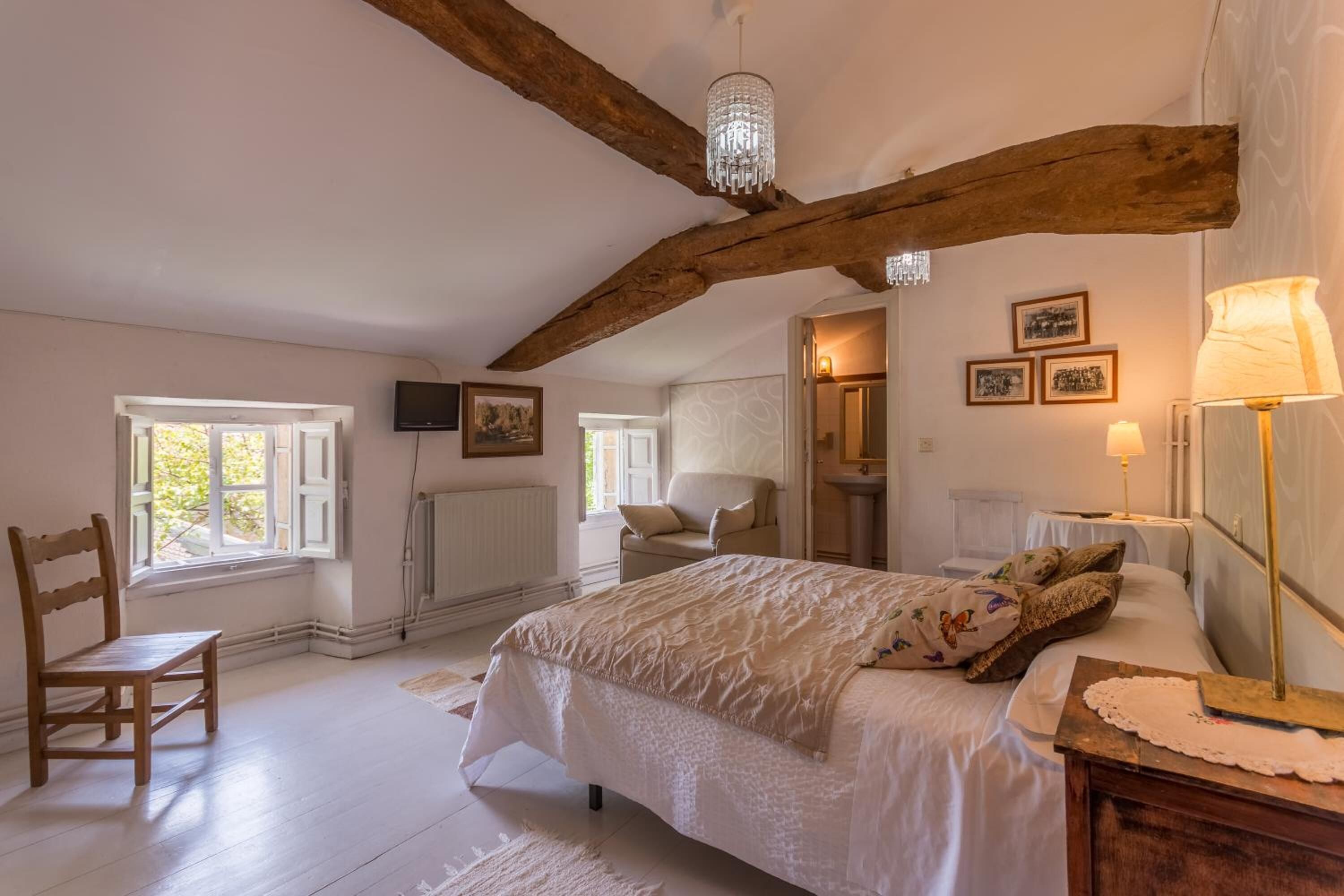 Decoración individual, mobiliario individual, escritorio