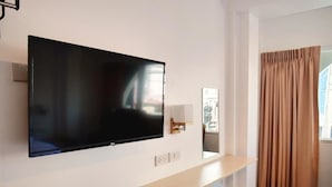 Rom – deluxe, 1 kingsize-seng, privat bad | TV