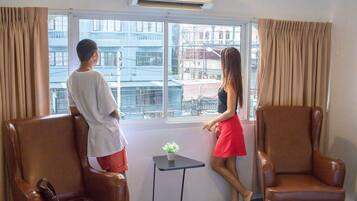 Deluxe kamer, 1 kingsize bed, privébadkamer | Uitzicht op de stad