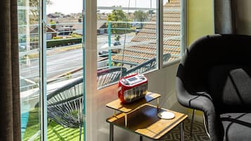 Design tweepersoonskamer | Uitzicht vanaf balkon