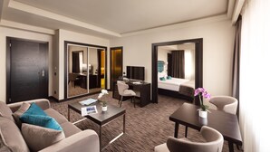 Deluxe Apartment | Living room - Hotel DeSavoya (Timisoara)