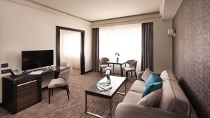 Deluxe Apartment | Living area - Hotel DeSavoya (Timisoara)