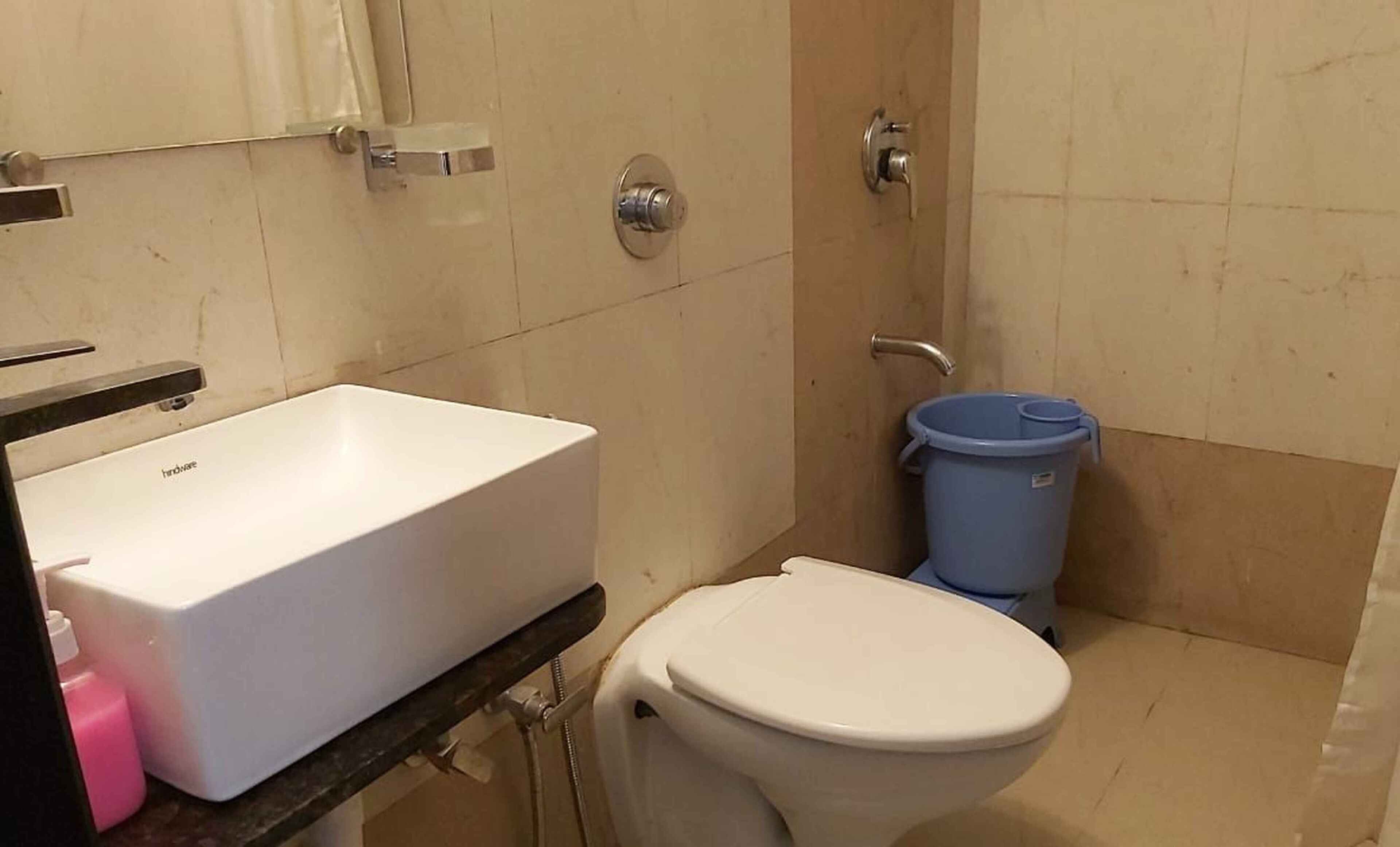 Phòng tắm