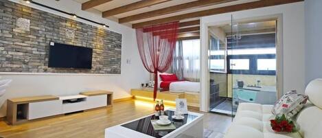 103 | Wi-fi (inkludert)