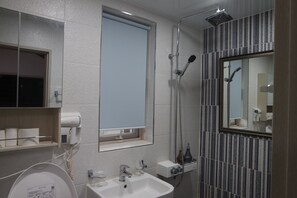 Bathroom - Gyeongju Sillamasil Pension Two (Gyeongju)