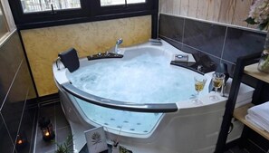 202 | Jetted tub