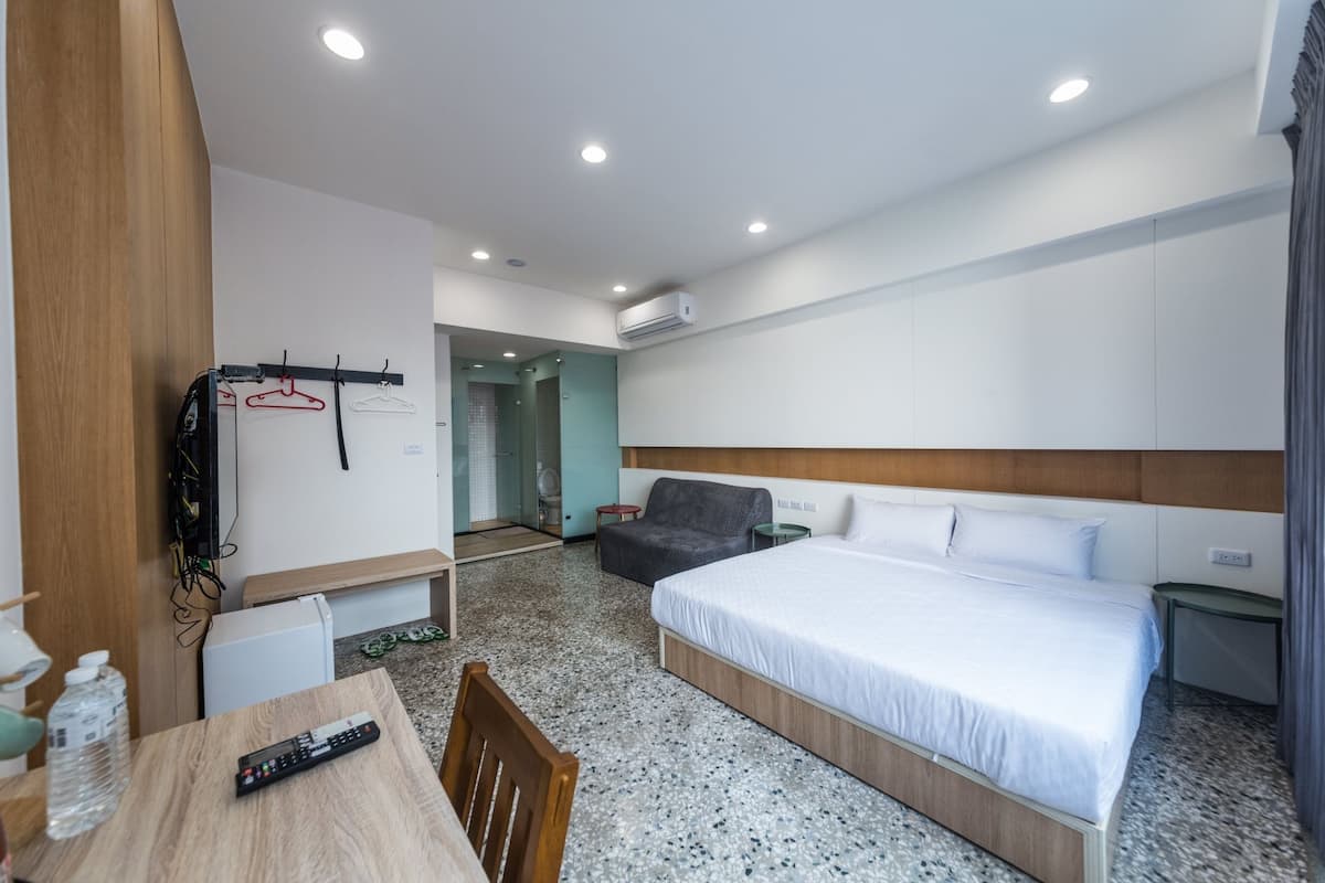 Habitación básica doble | Escritorio, cortinas opacas, sistema de insonorización