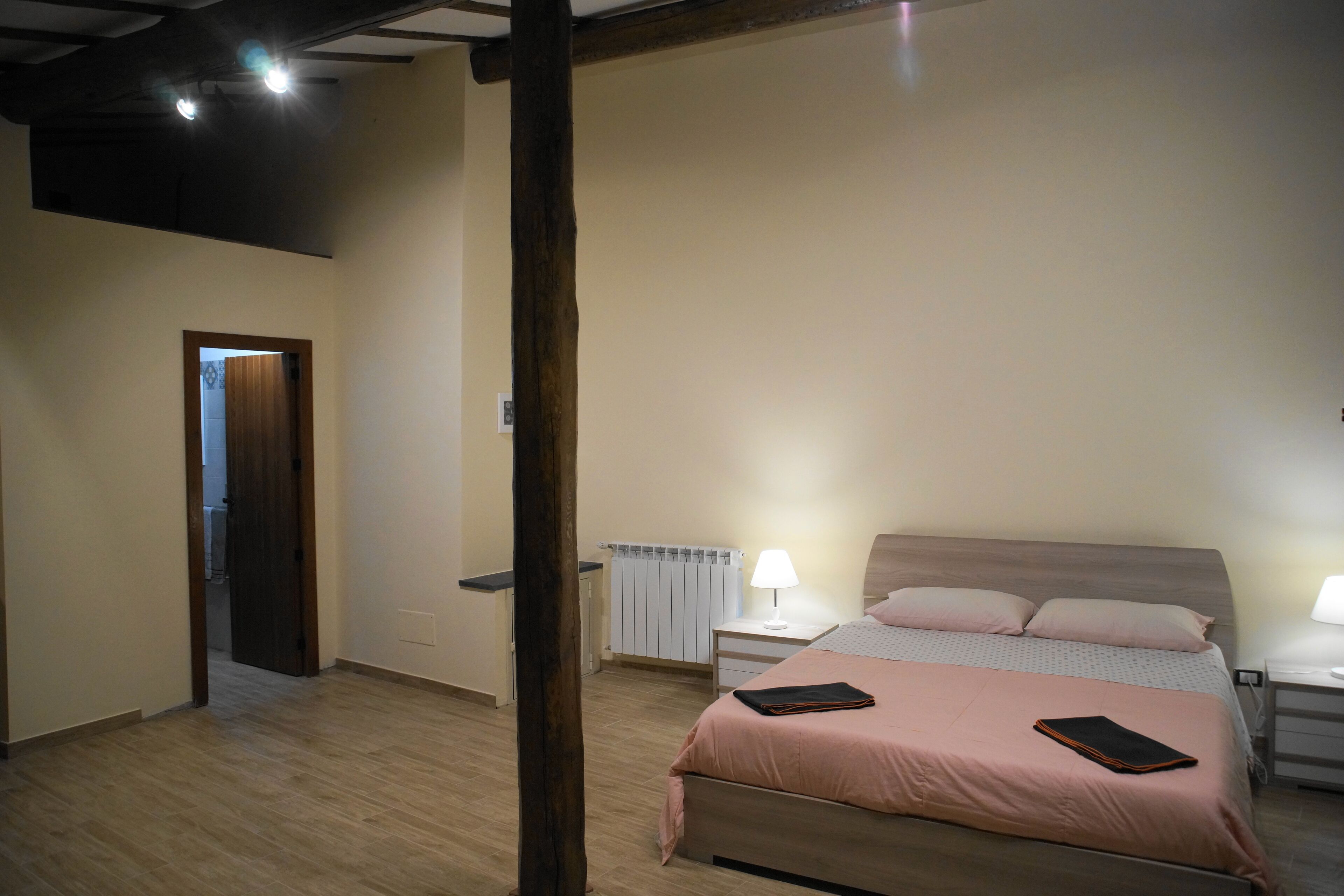 1 bedroom, iron/ironing board, bed sheets