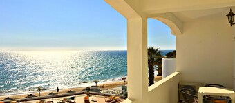  Borda d'Água, Praia da Oura