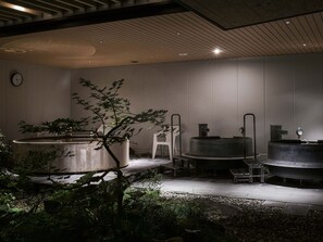 Public bath - REF Kumamoto by VESSEL HOTELS (Kumamoto)