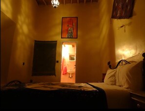 Wifi gratis y ropa de cama