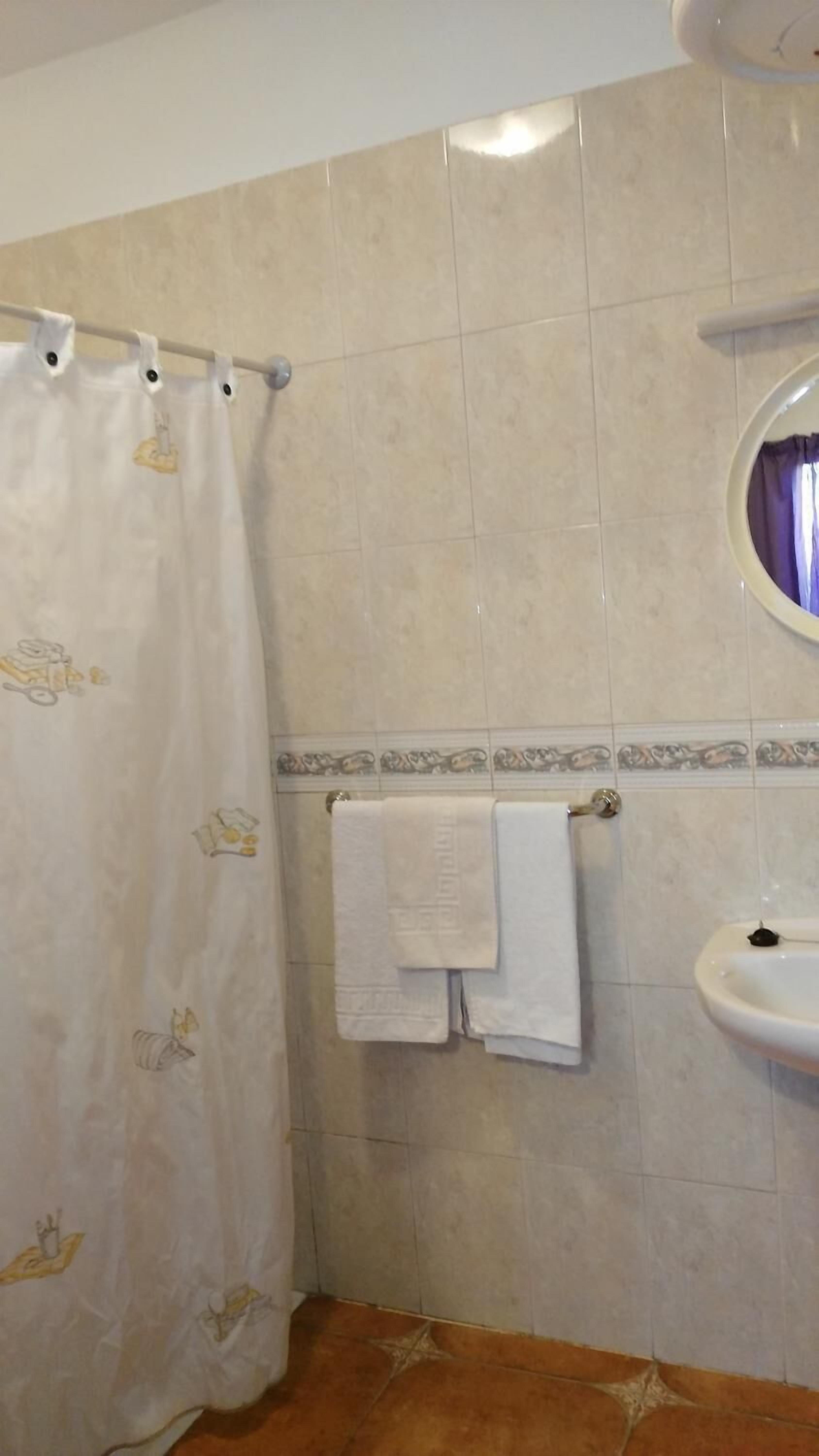 Photo - Pensión Amparo Las Hayas