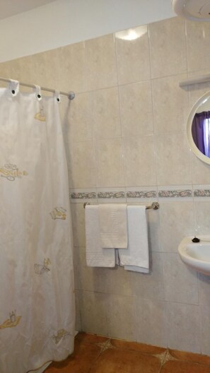 Ducha y toallas
