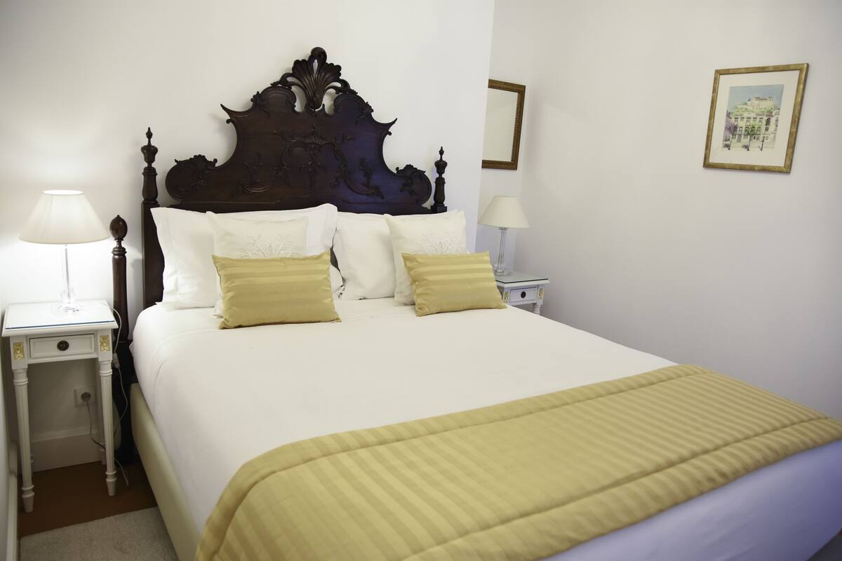Classic Double Room | Premium bedding, in-room safe, blackout curtains, free WiFi