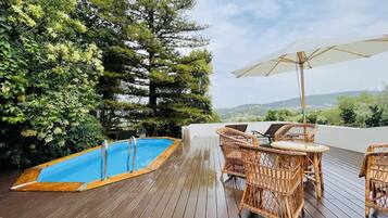 Kolam renang outdoor