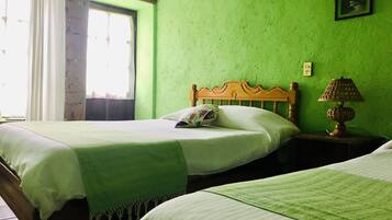 Traditional Room | Free WiFi, bed sheets