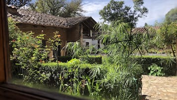 Phòng phong cách lãng mạn | Quang cảnh từ phòng