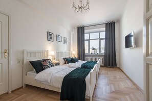 Apartment | 3 bedrooms, iron/ironing board, free WiFi, bed sheets - GM Apartment 1-Ya Tverskaya-Yamskaya (Moscow)