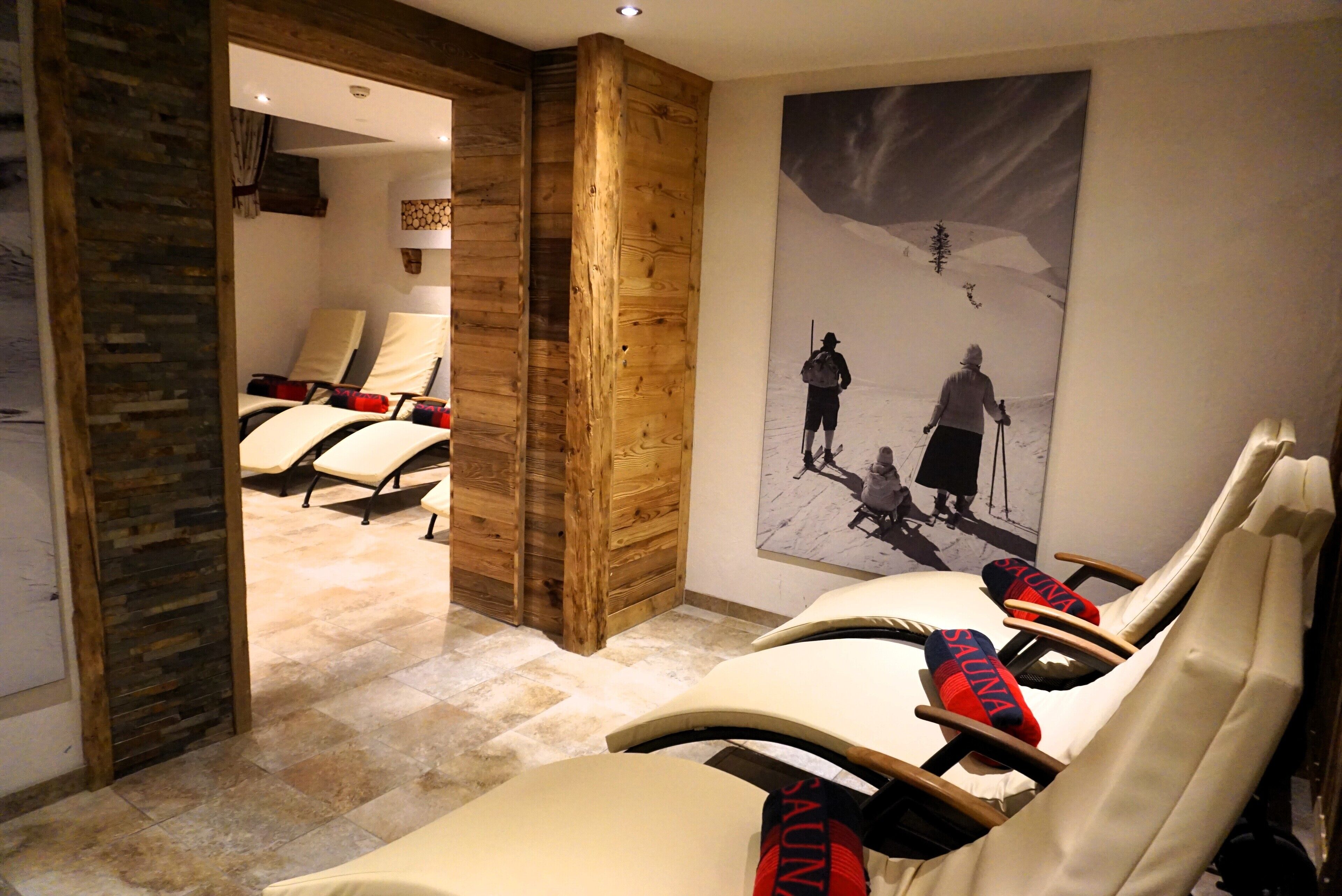 Een sauna, sportmassages, massagebehandelingen