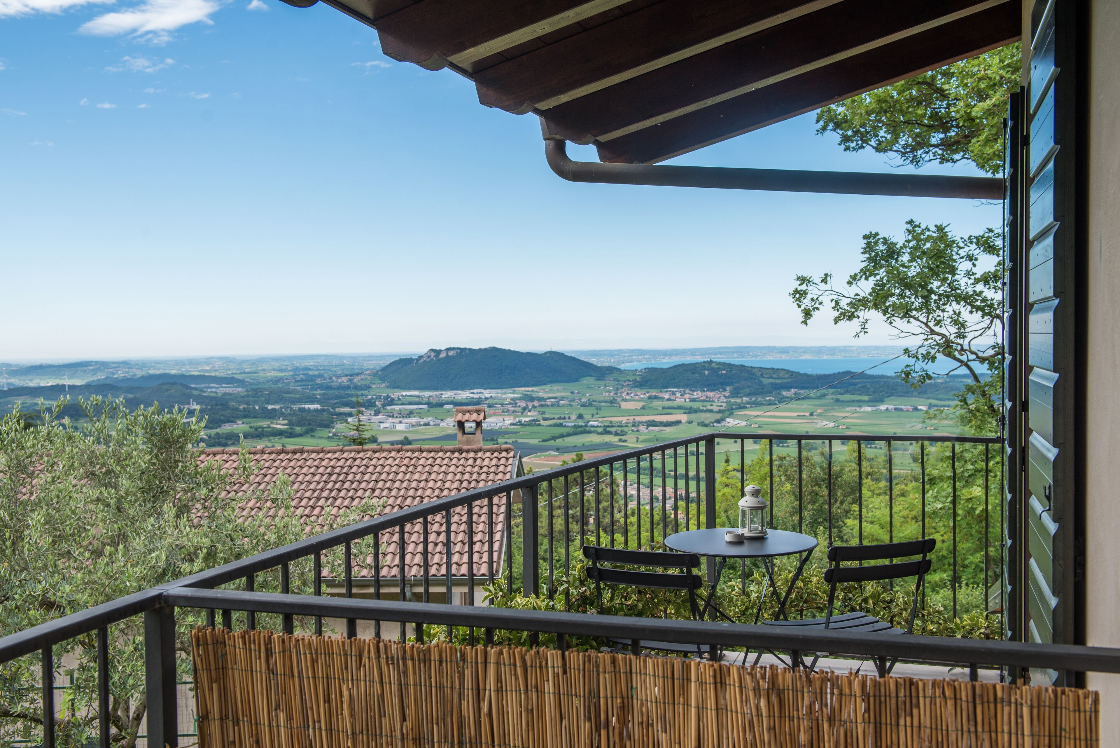 Quarto casal, vista para o lago (Glicine) | Sacada