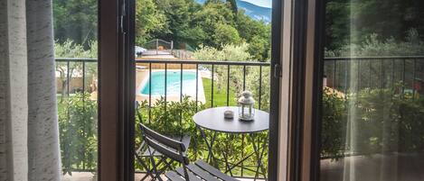 Camera familiare, vista lago (Edera) | Balcone