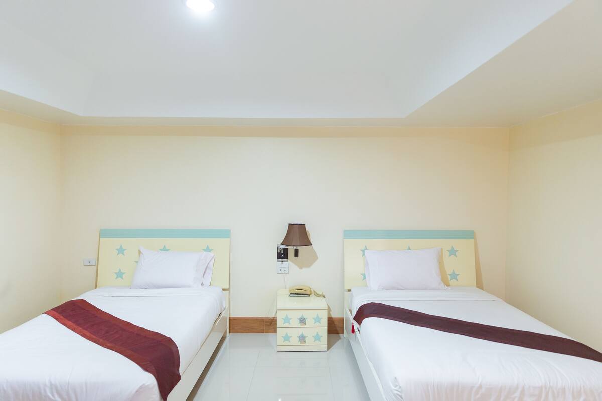 Superior Twin Room | Desk, WiFi (free)