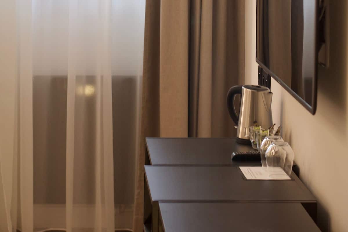 In-room safe, desk, laptop workspace, soundproofing