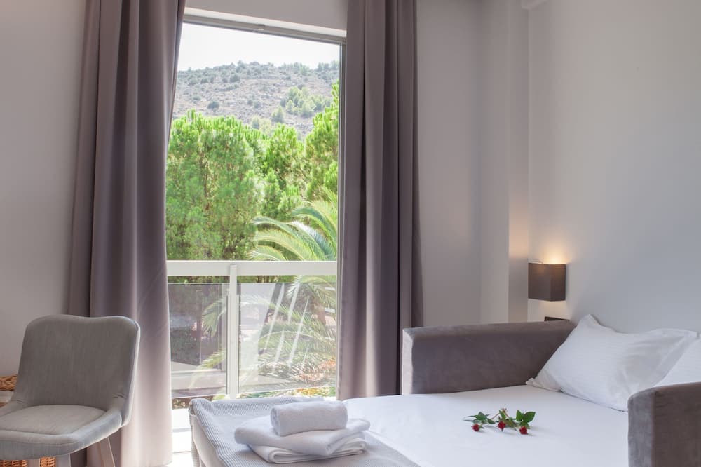 Anemos Rooms & Apartments