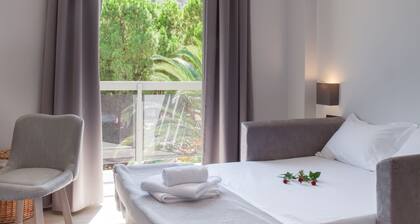 Anemos Rooms & Apartments