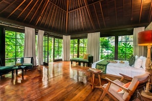 One-Bedroom Villa | 1 phòng ngủ, minibar, két bảo mật tại phòng