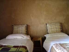 Chambres insonorisées, Wi-Fi gratuit, draps fournis